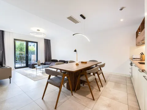 Prodaja, dvosoban stan, 83m², Luštica Bay, Tivat - image 4