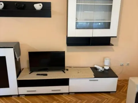 Izdavanje, garsonjera, 28m², Grbavica, Novi Sad Sve Podlokacije - image 9