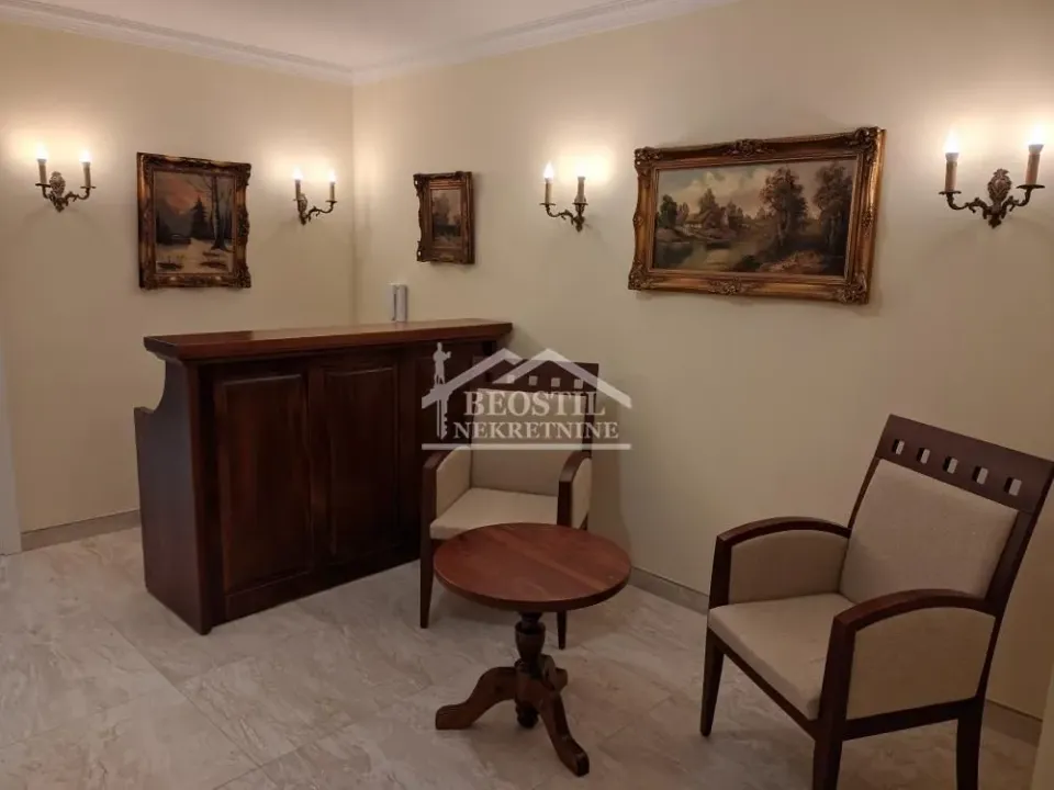 Prodaja, poslovni prostor, 93m², Centar, Smederevo