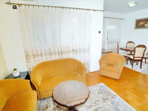 Izdavanje, jednosoban stan, 44m², Preko Morače, Podgorica - image 1