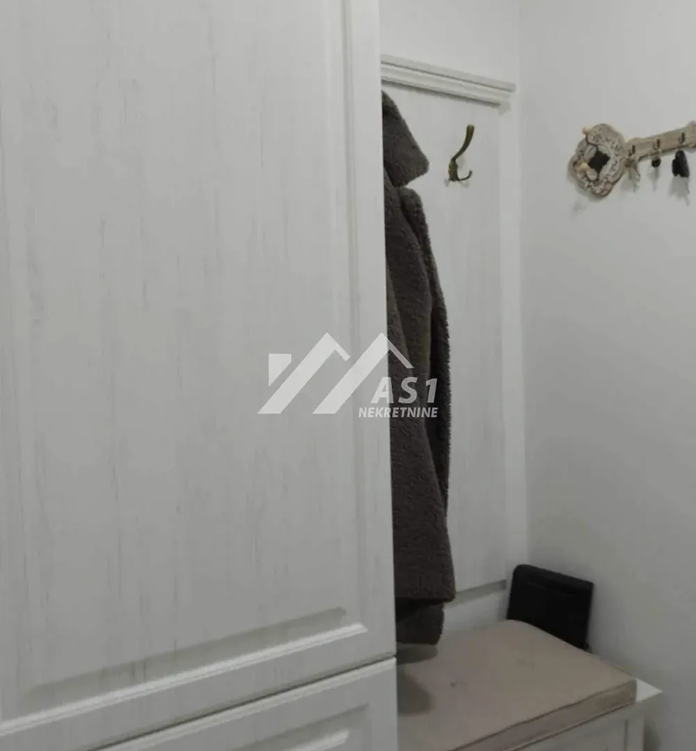 Prodaja, jednosoban stan, 35m², Detelinara, Novi Sad Sve Podlokacije