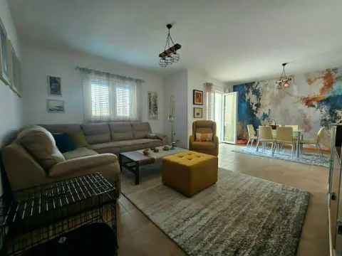 Prodaja, stan, 79m², Kamenovo, Budva - image 2