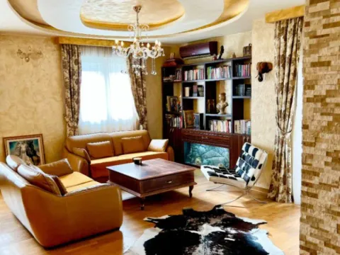 Sale, three bedroom apartment, 98m², City Kvart, Podgorica - image 2