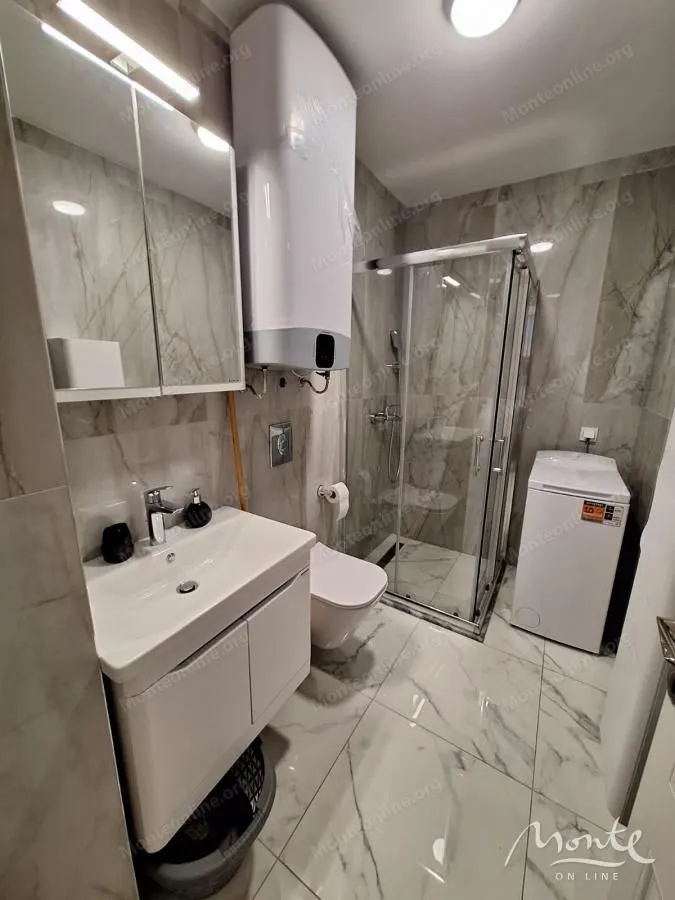 Sale, two bedroom apartment, 67m², Dobre Vode, Bar