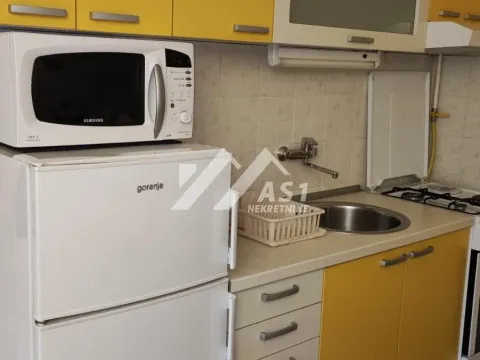 Izdavanje, jednosoban stan, 40m², Salajka, Novi Sad Sve Podlokacije - image 8