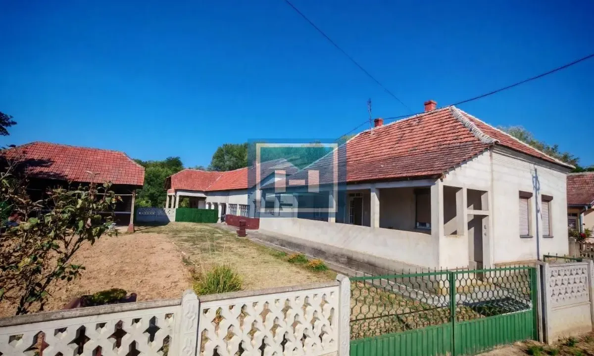 Prodaja, kuća, 177m², Donji Katun, Varvarin