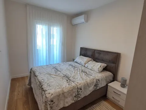 Rent, one bedroom apartment, 49m², Central Point, Podgorica - image 3