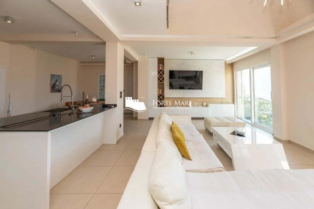 Sale, house, 300m², Sveti Stasije, Kotor