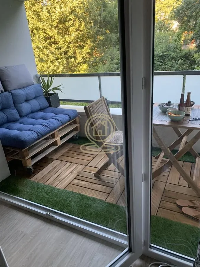 Prodaja, dvosoban stan, 63m², Crveni Pevac, Niš
