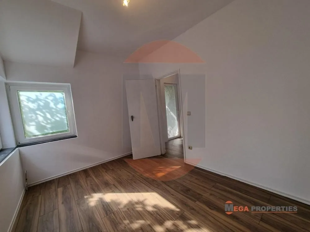 Sale, three bedroom apartment, 60m², Voždovac Sve Podlokacije, Beograd