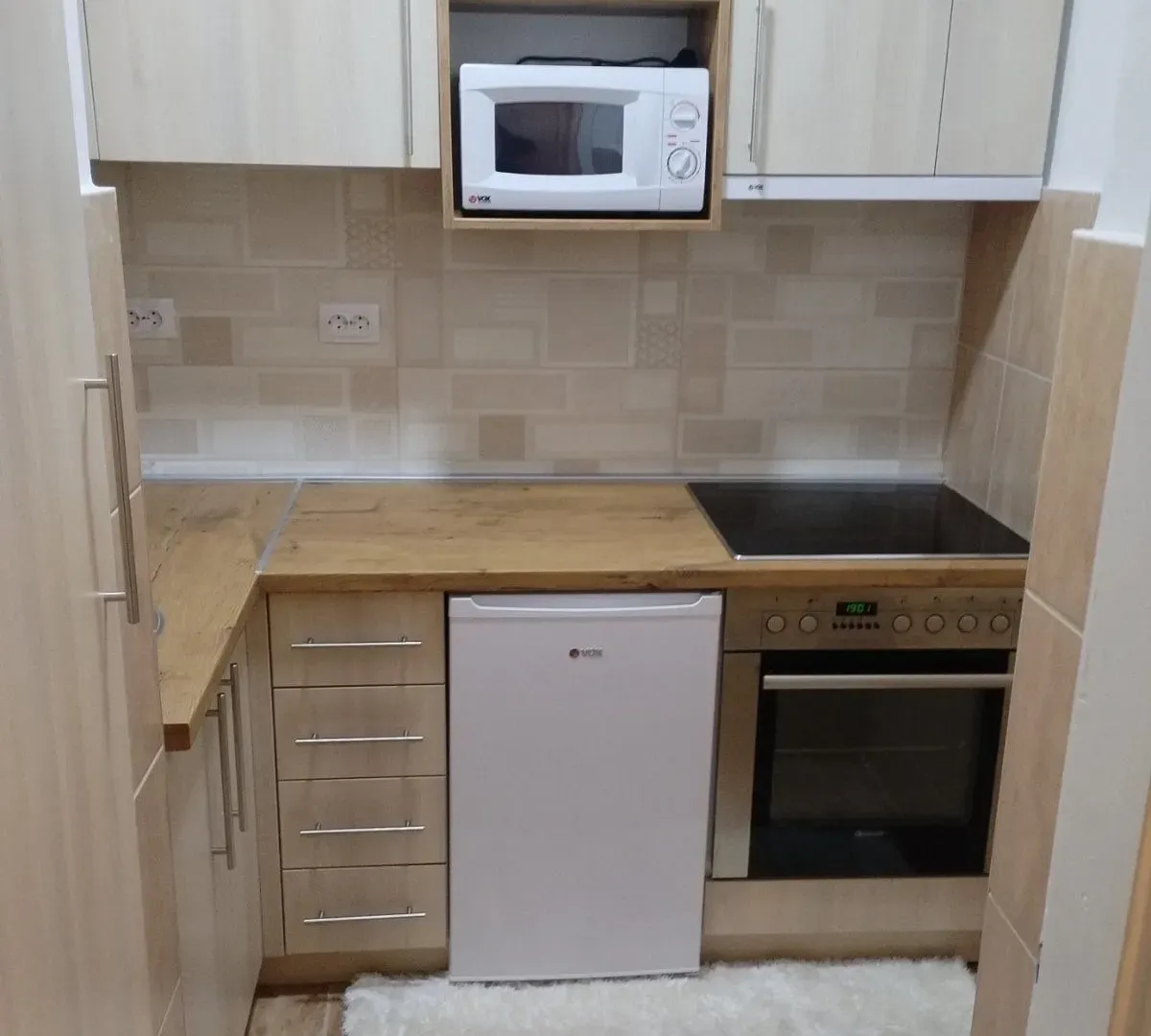 Izdavanje, jednosoban stan, 40m², Strelište, Jagodina
