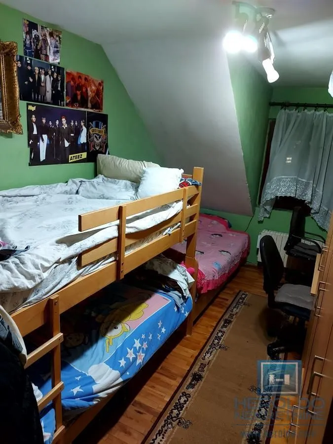 Prodaja, trosoban stan, 77m², Pijaca, Jagodina