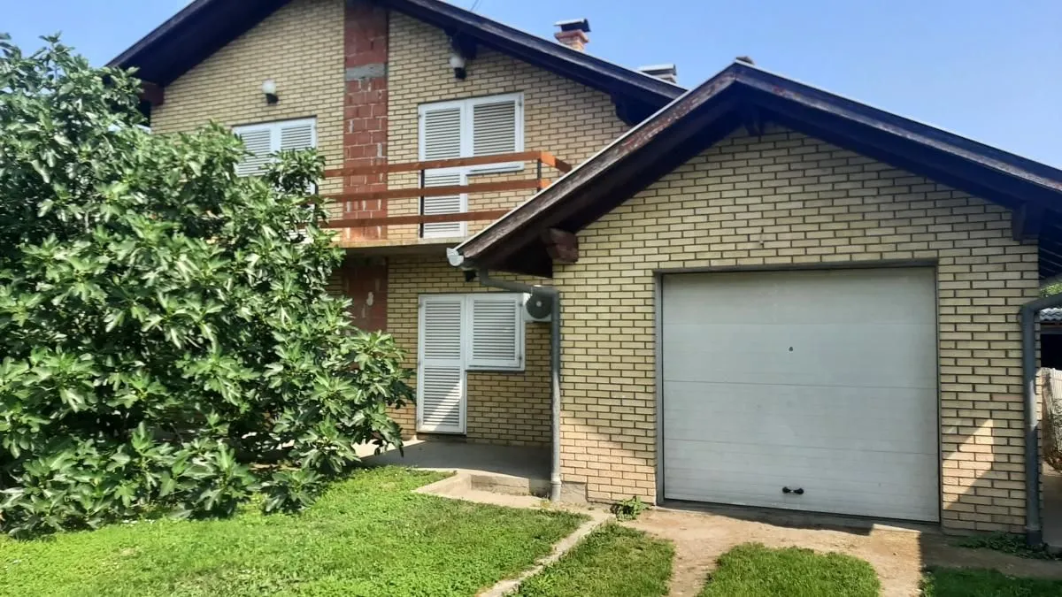Prodaja, kuća, 200m², Adice, Novi Sad Sve Podlokacije