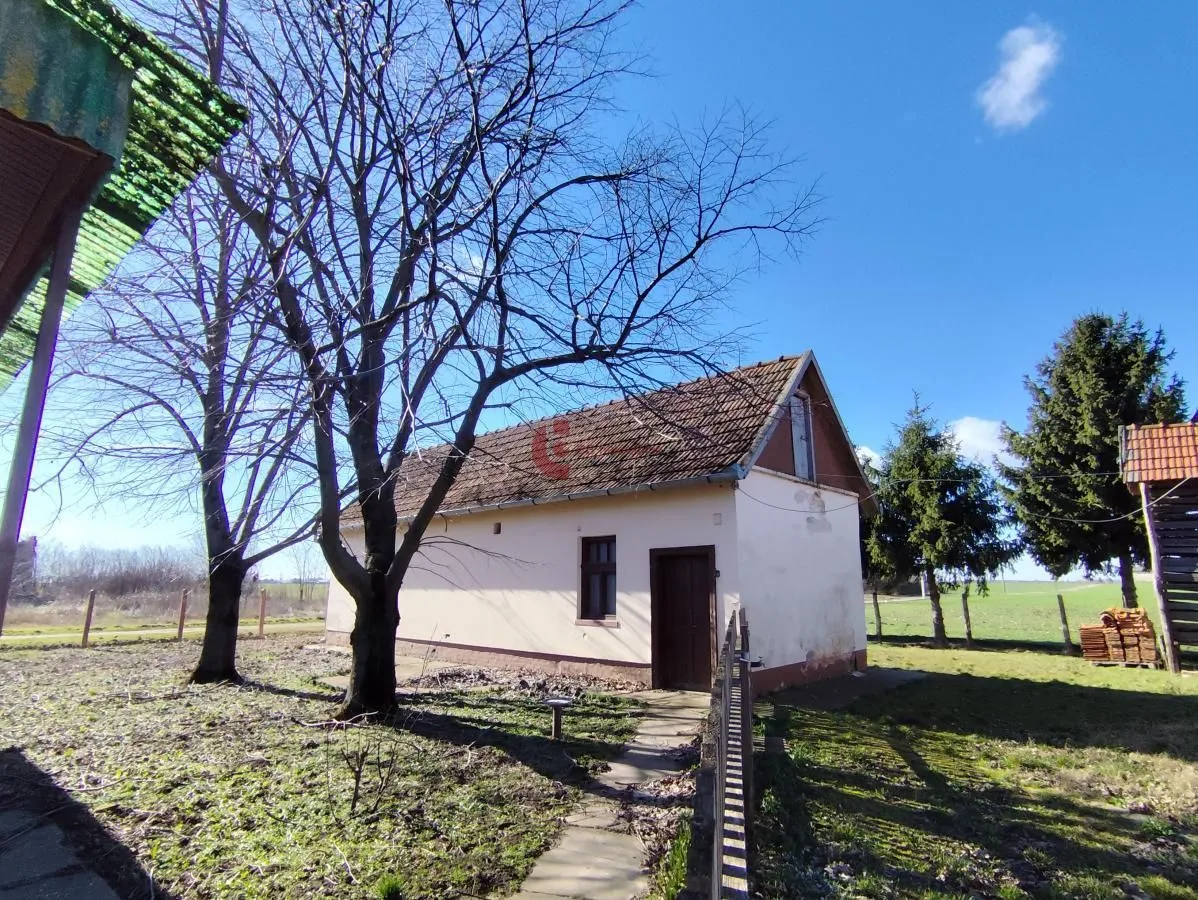 Prodaja, kuća, 185m², Šupljak, Subotica