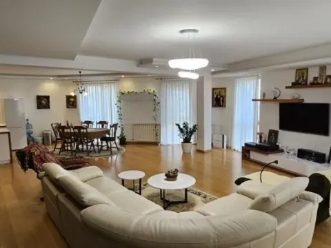 Sale, three bedroom apartment, 148m², Vračar Hram, Vračar Sve Podlokacije - image 4
