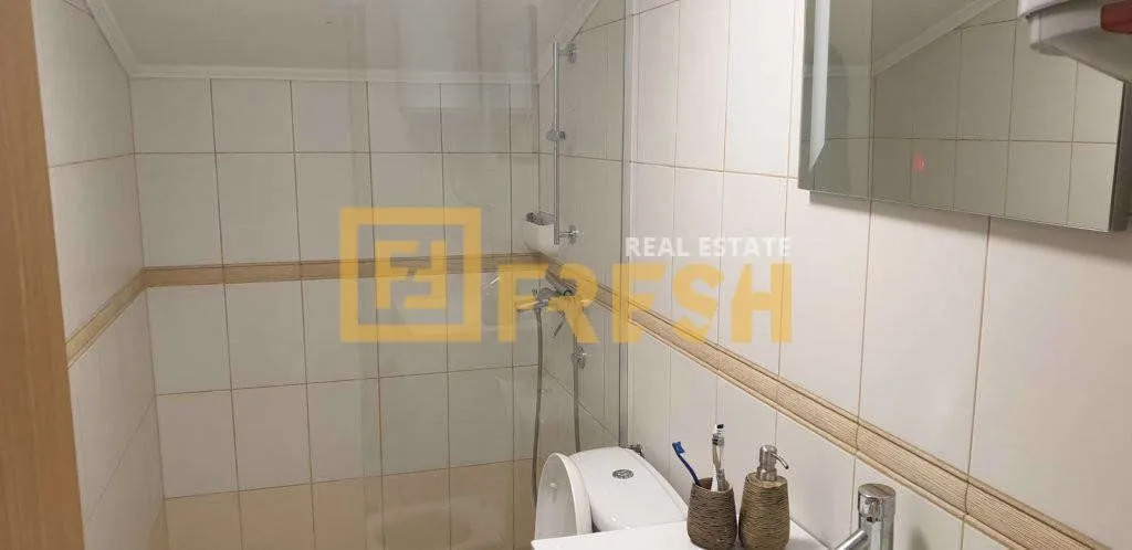 Rent, house, 300m², Vranići, Podgorica