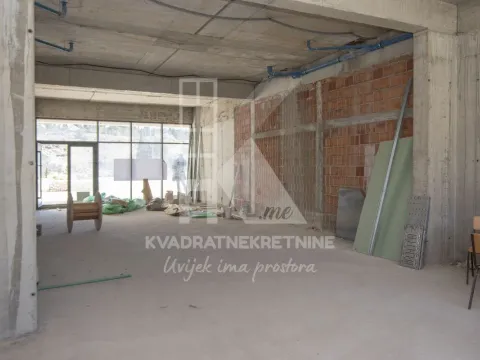Izdavanje, poslovni prostor, 90m², Vezirov Most, Podgorica - image 3
