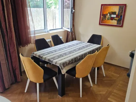Izdavanje, četvorosoban stan, 108m², Čukarica, Beograd - image 2