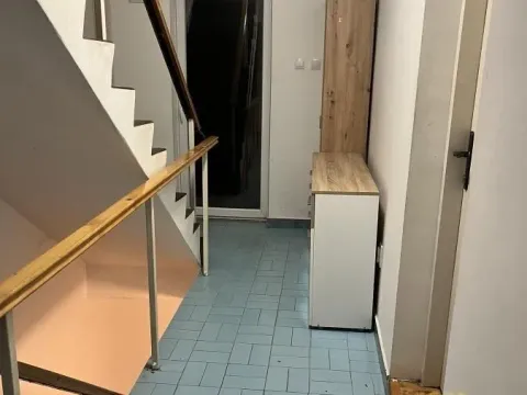 Izdavanje, kuća, 350m², Leštane, Grocka - image 8