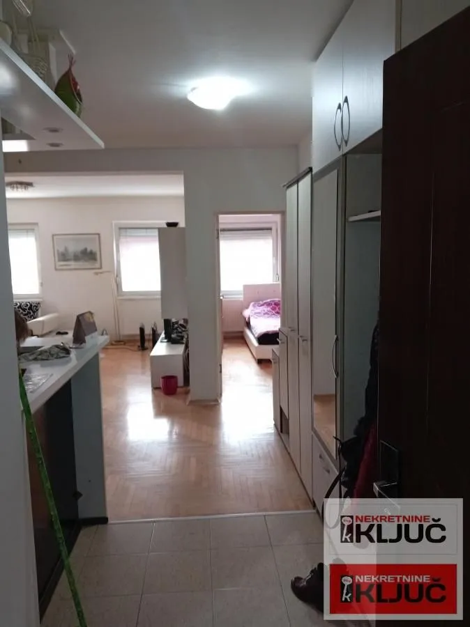 Prodaja, trosoban stan, 64m², Adice, Novi Sad Sve Podlokacije