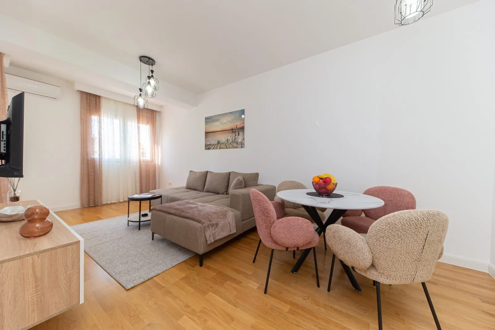 Rent, one bedroom apartment, 48m², Centar, Bar