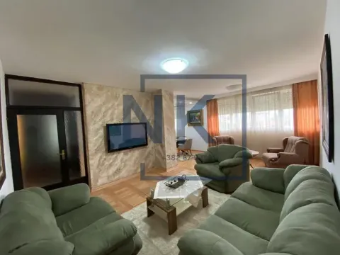 Prodaja, dvosoban stan, 80m², Stari Aerodrom, Podgorica - image 3