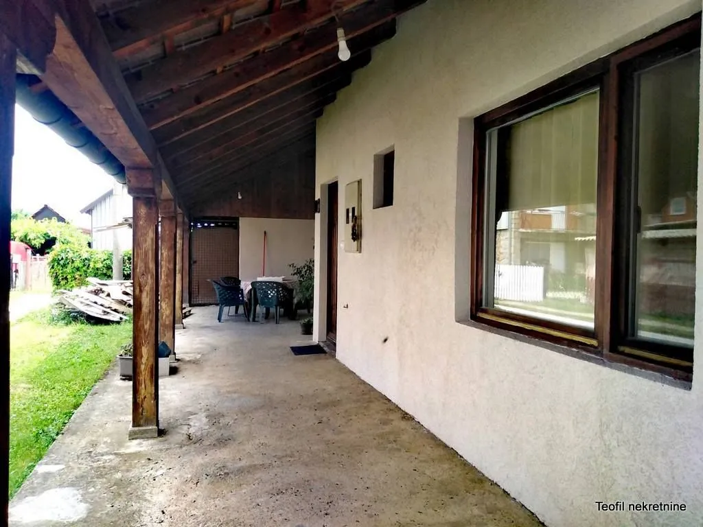 Prodaja, kuća, 307m², Lazarevac, Beograd