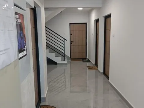 Prodaja, trosoban stan, 66m², Boleč, Grocka - image 8