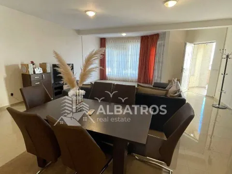 Rent, two bedroom apartment, 100m², Šušanj, Bar - image 3