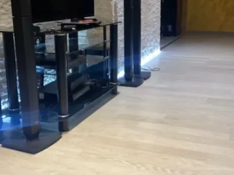 Izdavanje, dvosoban stan, 45m², Stari Aerodrom, Podgorica - image 3