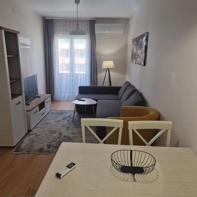 Rent, one bedroom apartment, 43m², Central Point, Podgorica