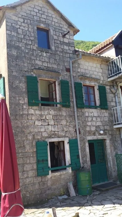 Prodaja, kuća, 81m², Stoliv, Kotor