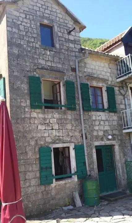 Sale, house, 81m², Stoliv, Kotor