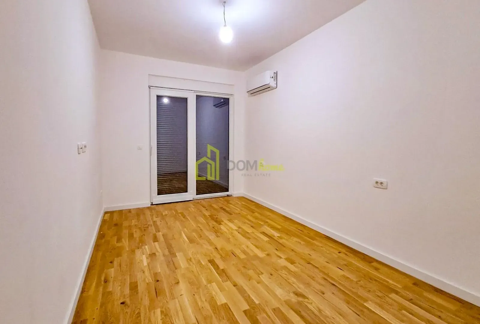 Izdavanje, dvosoban stan, 76m², Bar, Crna Gora