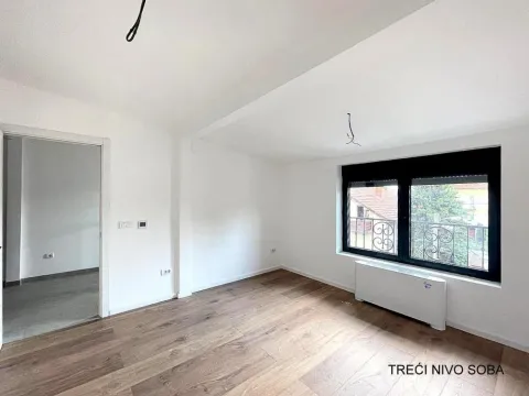 Prodaja, kuća, 233m², Čukarica, Beograd - image 4