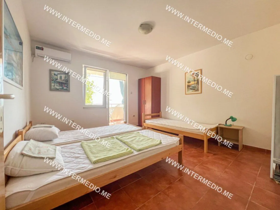 Prodaja, kuća, 180m², Kamenari, Herceg Novi