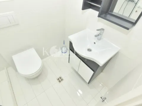 Izdavanje, garsonjera, 27m², Stari Aerodrom, Podgorica - image 10