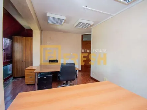 Izdavanje, poslovni prostor, 170m², Preko Morače, Podgorica - image 12