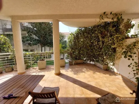 Prodaja, trosoban stan, 142m², Risan, Kotor - image 12