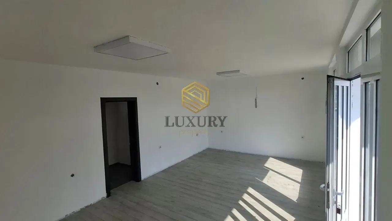 Rent, office space, 48m², Donja Gorica, Podgorica