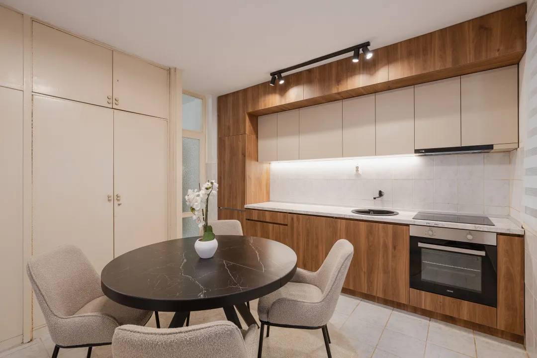 Izdavanje, jednosoban stan, 56m², Igalo, Herceg Novi