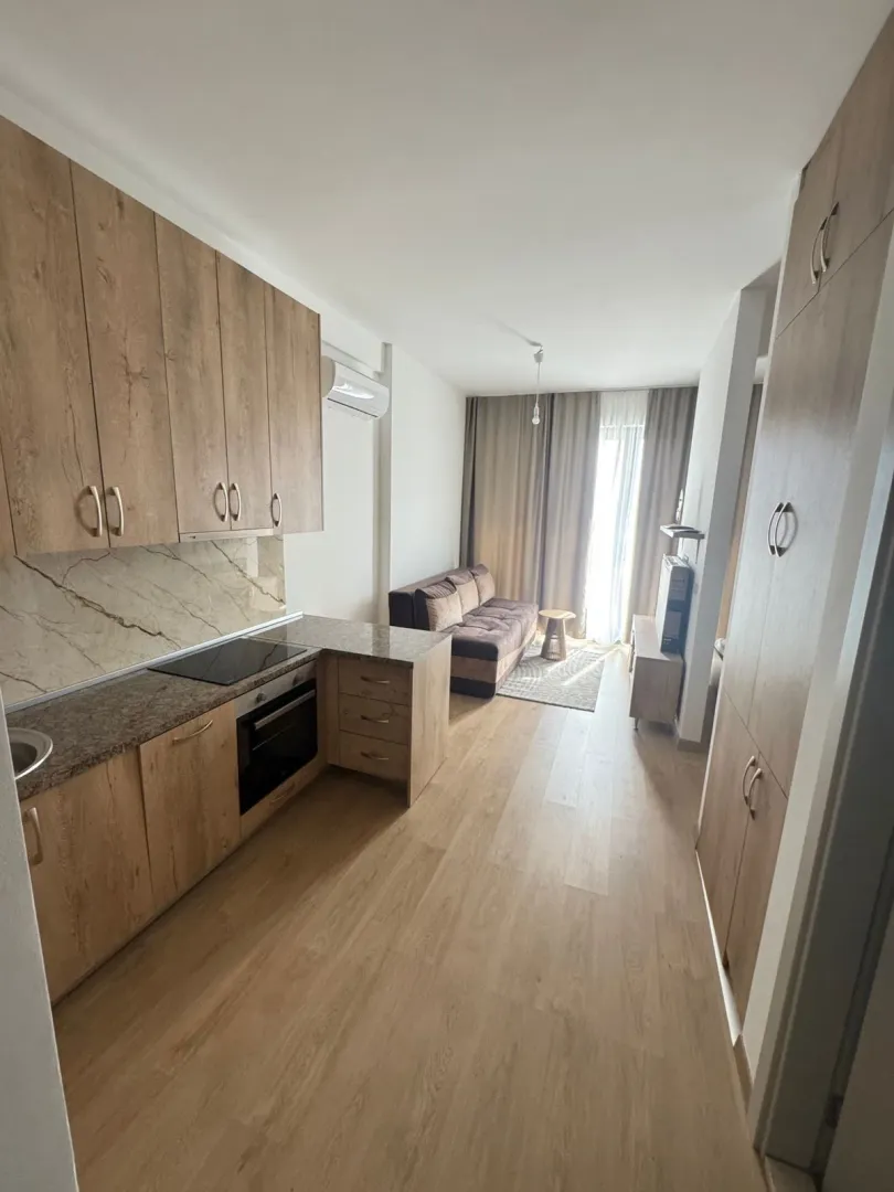 Prodaja, jednosoban stan, 35m², Centar, Bar