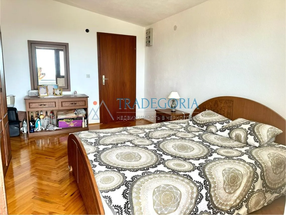 Prodaja, kuća, 225m², Sutomore, Bar