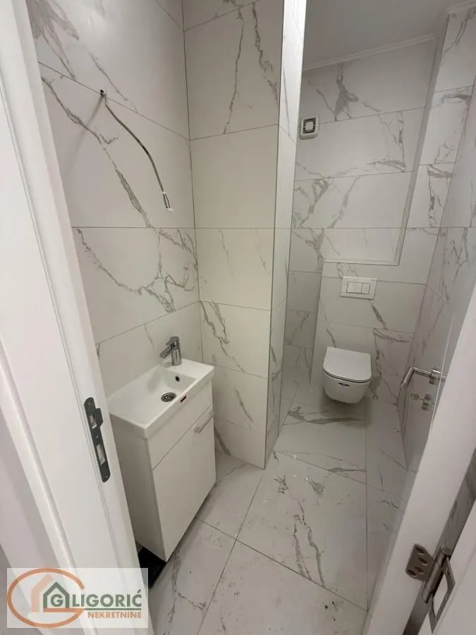 Prodaja, trosoban stan, 83m², Telep, Novi Sad Sve Podlokacije