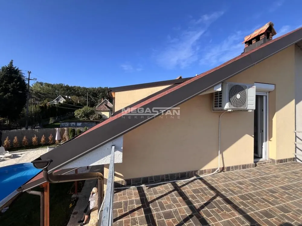 Prodaja, kuća, 184m², Vrčin, Grocka