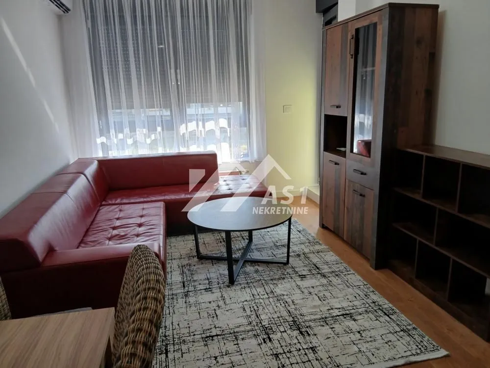 Izdavanje, jednosoban stan, 48m², Liman 4, Novi Sad Sve Podlokacije
