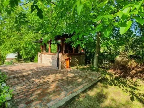 Prodaja, kuća, 167m², Banja Vrdnik, Irig