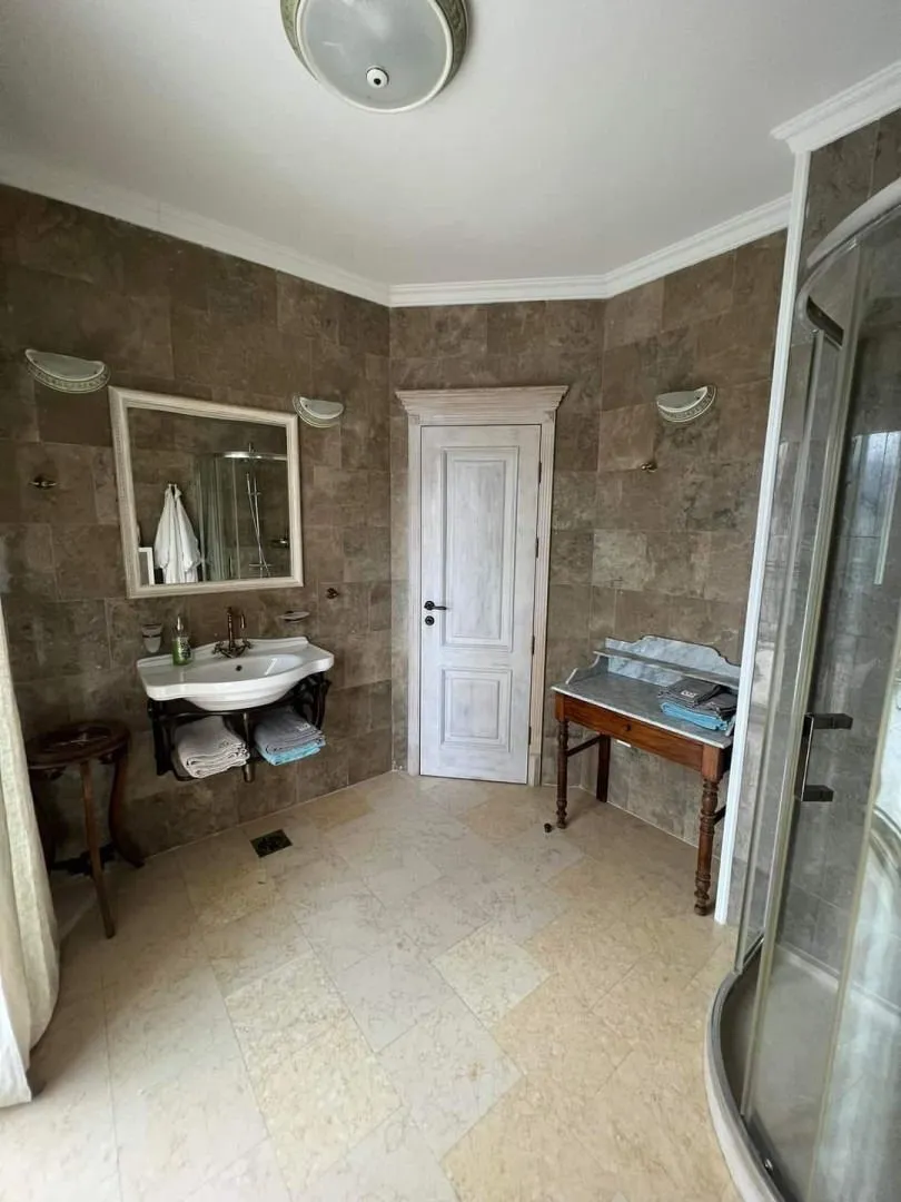 Prodaja, kuća, 252m², Krašići, Tivat