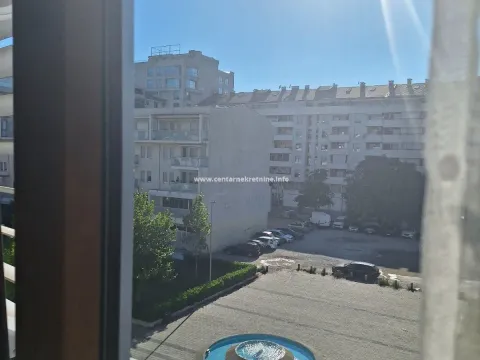 Izdavanje, trosoban stan, 88m², Preko Morače, Podgorica - image 2