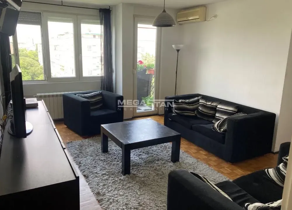 Prodaja, trosoban stan, 75m², Novi Beograd Blok 1 Fontana, Novi Beograd Sve Podlokacije